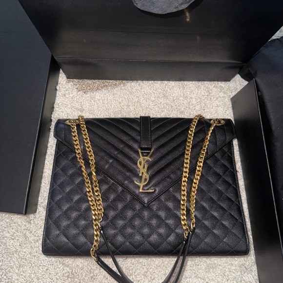 Saint Laurent Black Quilted Envelope Shoulder Bag Large with Gold Chain - Picture 2 of 16